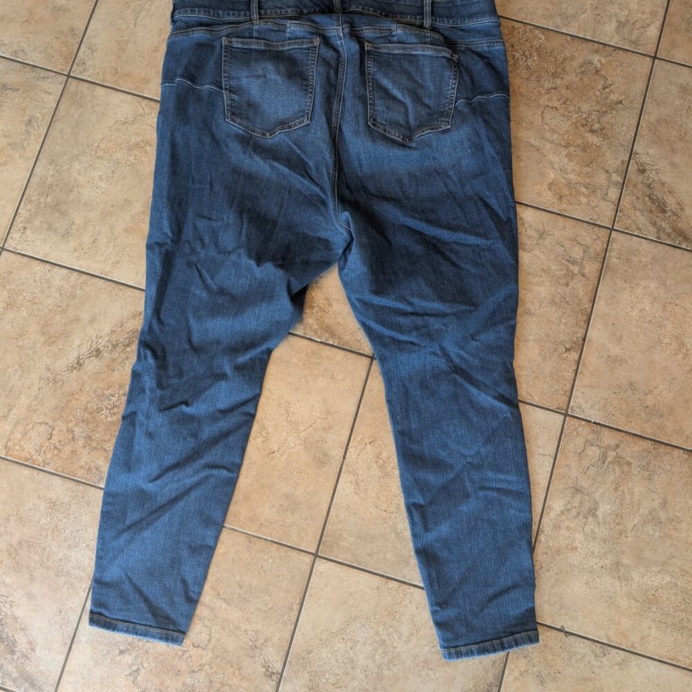 Torrid Bombshell Skinny Jeans - Picture 3 of 4